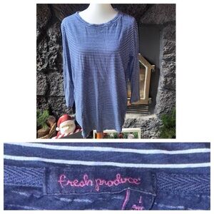 Fresh Produce size Large blue white cotton shirt top Carolina curved hem
